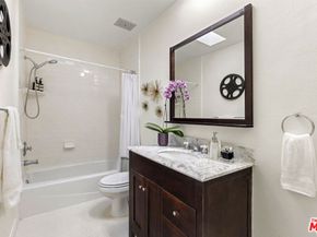 1447 Stanford Street C, Santa Monica CA 90404