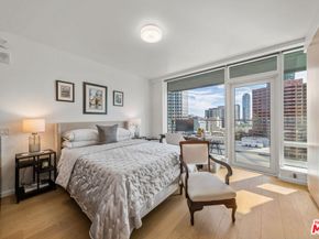 877 Francisco Street 1715, Los Angeles CA 90017