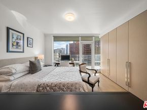 877 Francisco Street 1715, Los Angeles CA 90017