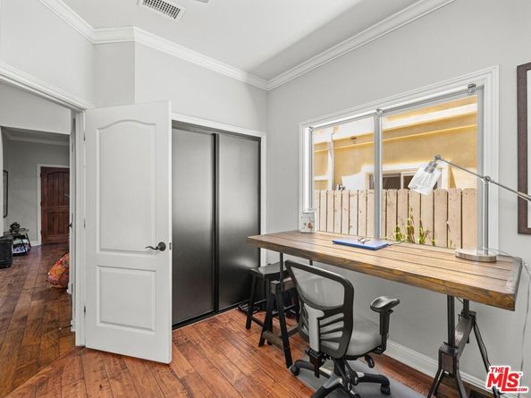 520 N Elena Avenue B, Redondo Beach CA 90277