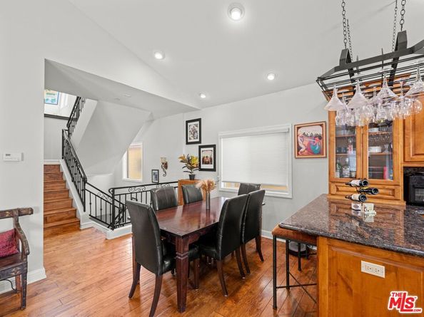 520 N Elena Avenue B, Redondo Beach CA 90277