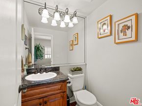 520 N Elena Avenue B, Redondo Beach CA 90277