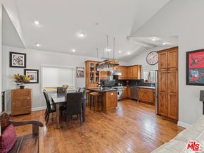 520 N Elena Avenue B, Redondo Beach CA 90277