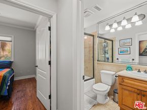 520 N Elena Avenue B, Redondo Beach CA 90277