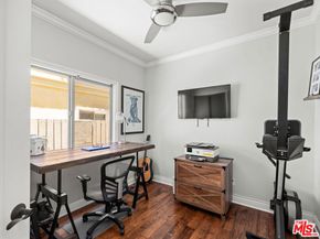 520 N Elena Avenue B, Redondo Beach CA 90277