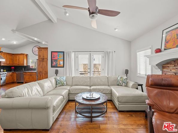 520 N Elena Avenue B, Redondo Beach CA 90277