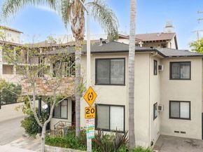 7154 Lexington Avenue, West Hollywood CA 90046