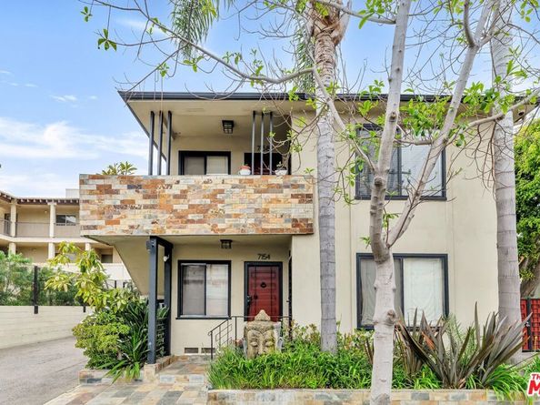 7154 Lexington Avenue, West Hollywood CA 90046