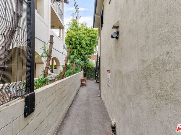 7154 Lexington Avenue, West Hollywood CA 90046