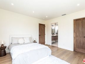 2220 Wellington Road, Los Angeles CA 90016
