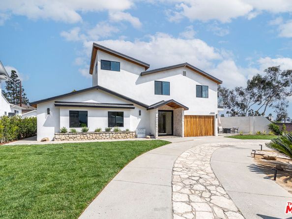 2220 Wellington Road, Los Angeles CA 90016