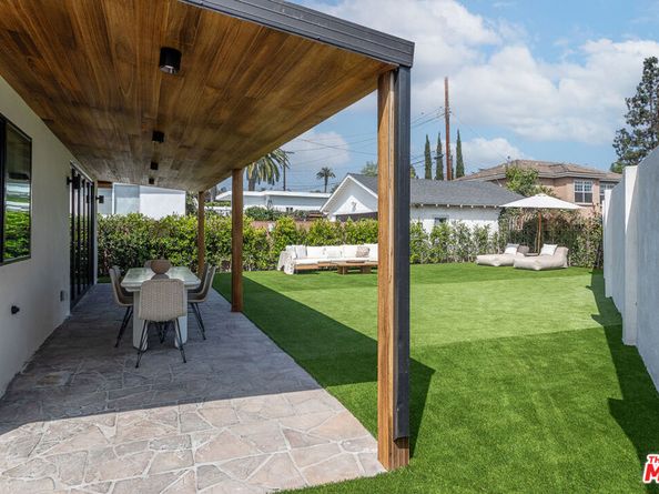 2220 Wellington Road, Los Angeles CA 90016