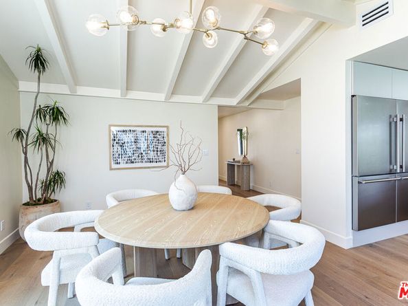 2220 Wellington Road, Los Angeles CA 90016