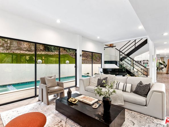 2350 Benedict Canyon Drive, Beverly Hills CA 90210