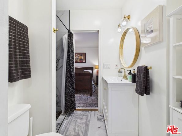 9101 La Salle Avenue, Los Angeles CA 90047