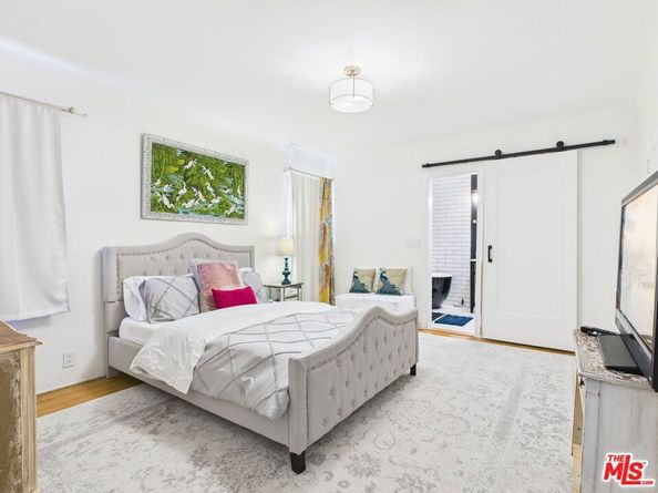 9101 La Salle Avenue, Los Angeles CA 90047