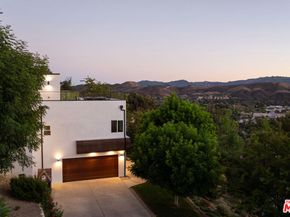 28333 Foothill Drive, Agoura Hills CA 91301