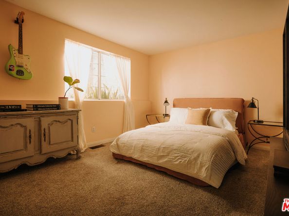 28333 Foothill Drive, Agoura Hills CA 91301