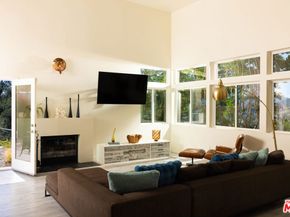 28333 Foothill Drive, Agoura Hills CA 91301