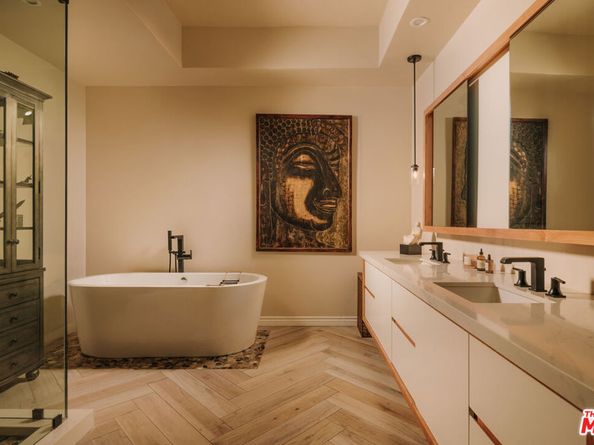 28333 Foothill Drive, Agoura Hills CA 91301