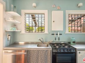 1315 Cabrillo Avenue, Venice CA 90291