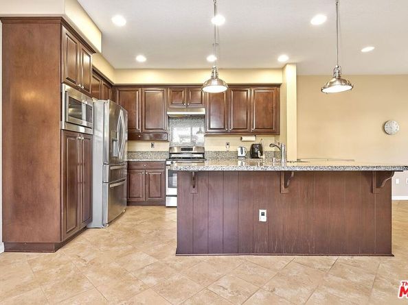20285 Avenida Paloma, Porter Ranch CA 91326