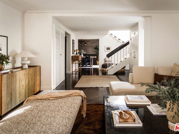 2518 Almaden Court, Los Angeles CA 90077
