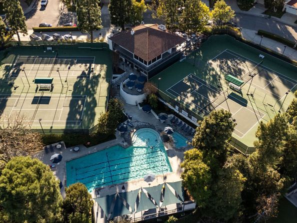 2518 Almaden Court, Los Angeles CA 90077