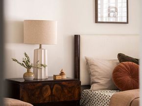 2518 Almaden Court, Los Angeles CA 90077