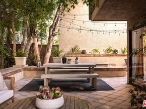 2518 Almaden Court, Los Angeles CA 90077