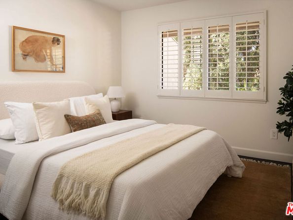 2518 Almaden Court, Los Angeles CA 90077