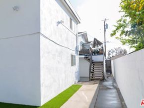 11116 Berendo Avenue, Los Angeles CA 90044