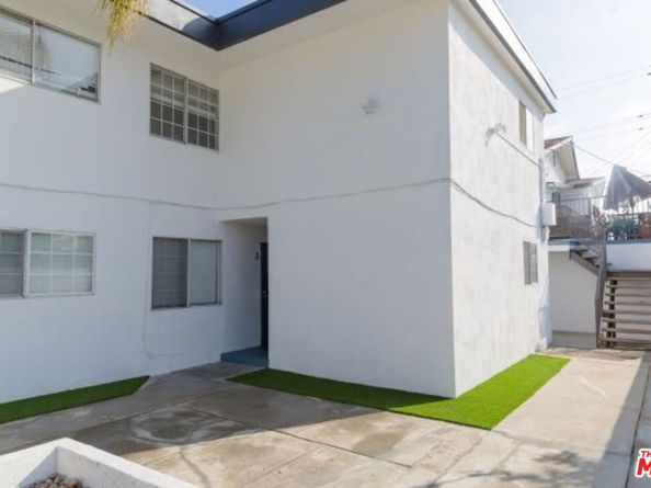 11116 Berendo Avenue, Los Angeles CA 90044
