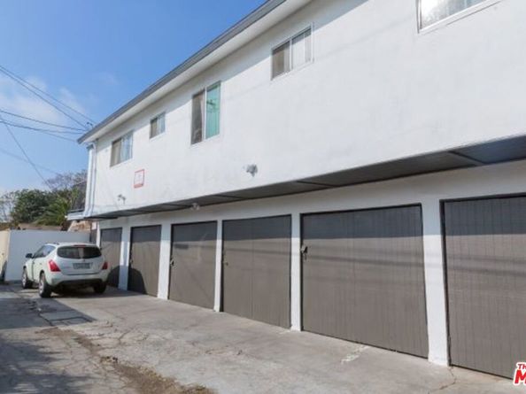 11116 Berendo Avenue, Los Angeles CA 90044