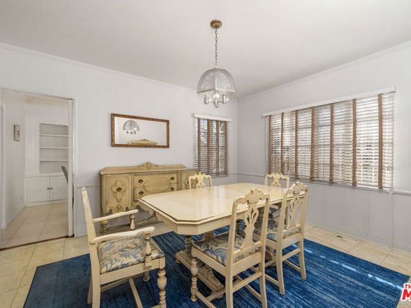3932 6th Avenue, Los Angeles CA 90008