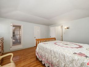 3932 6th Avenue, Los Angeles CA 90008