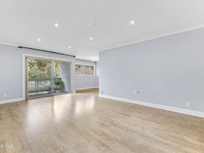 4720 Park Granada 212, Calabasas CA 91302