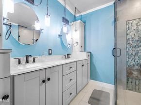 4720 Park Granada 212, Calabasas CA 91302