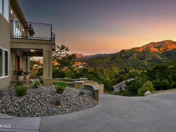 29677 Mulholland Highway, Agoura Hills CA 91301