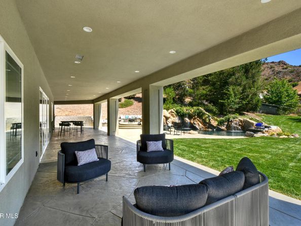 29677 Mulholland Highway, Agoura Hills CA 91301