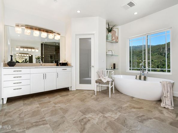 29677 Mulholland Highway, Agoura Hills CA 91301