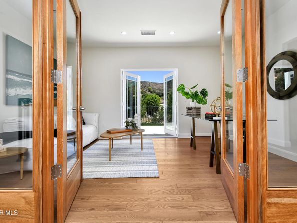 29677 Mulholland Highway, Agoura Hills CA 91301