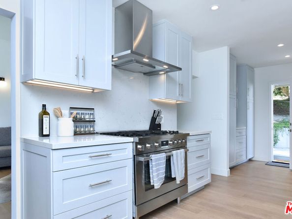 3937 Kentucky Drive, Studio City CA 90068