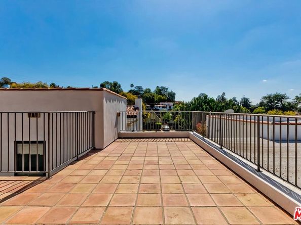 5335 Hillmont Avenue, Los Angeles CA 90041