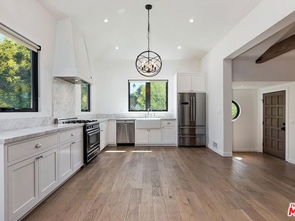 5335 Hillmont Avenue, Los Angeles CA 90041