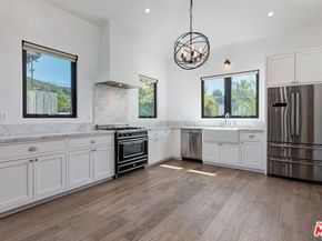 5335 Hillmont Avenue, Los Angeles CA 90041
