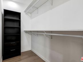 5335 Hillmont Avenue, Los Angeles CA 90041