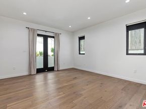 5335 Hillmont Avenue, Los Angeles CA 90041