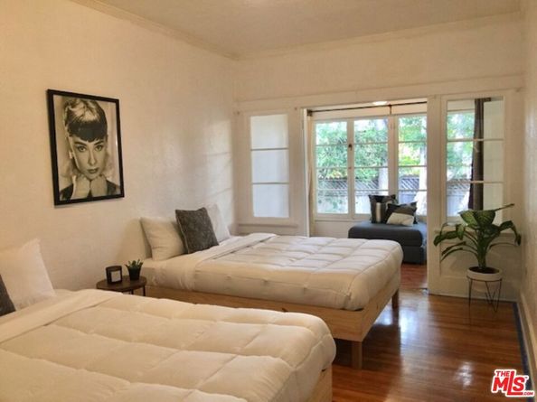 2005 N Beachwood Drive, Los Angeles CA 90068