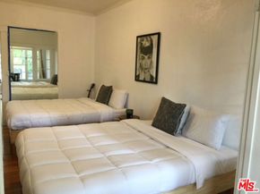 2005 N Beachwood Drive, Los Angeles CA 90068